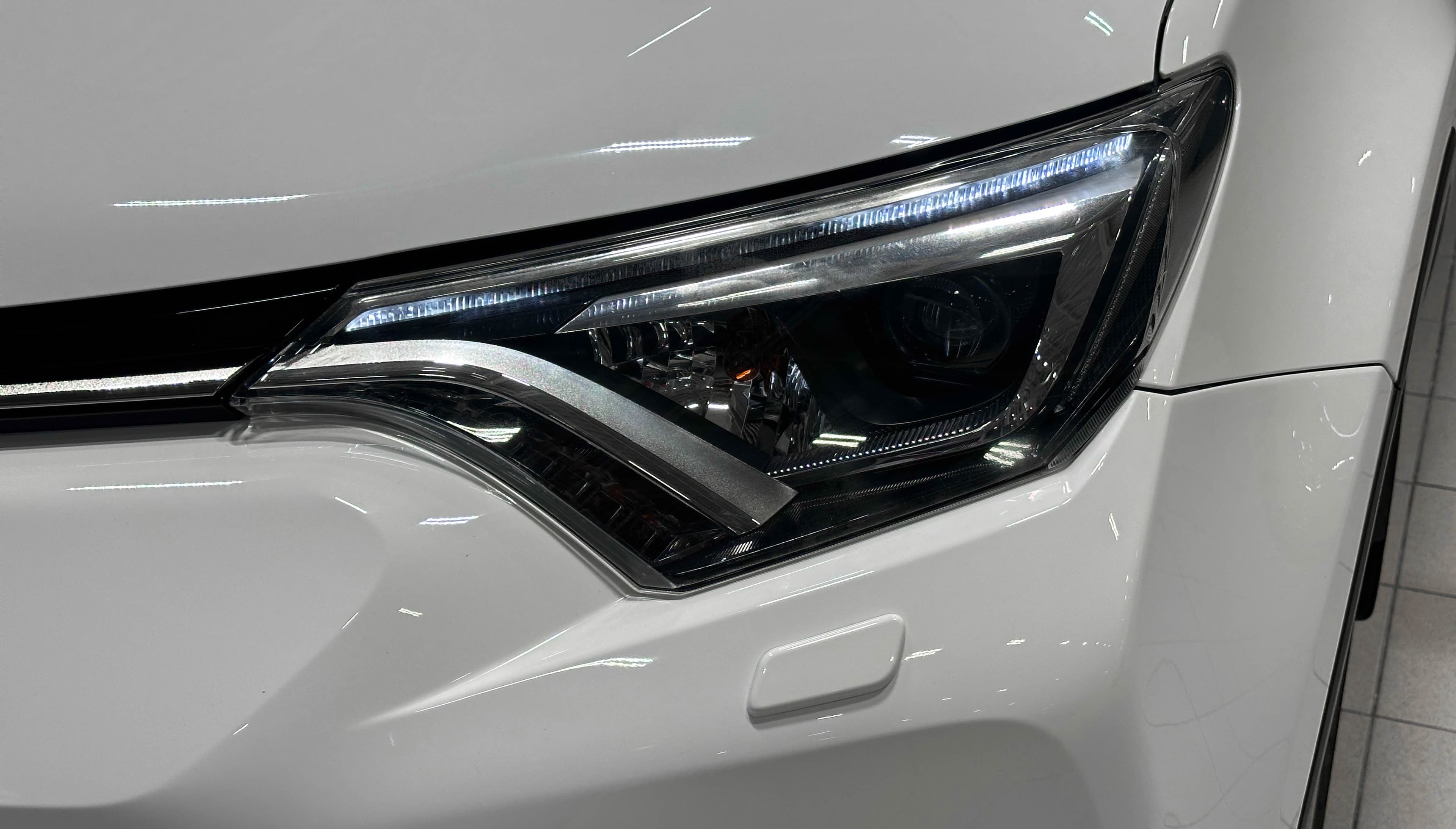 Toyota RAV4 - 4